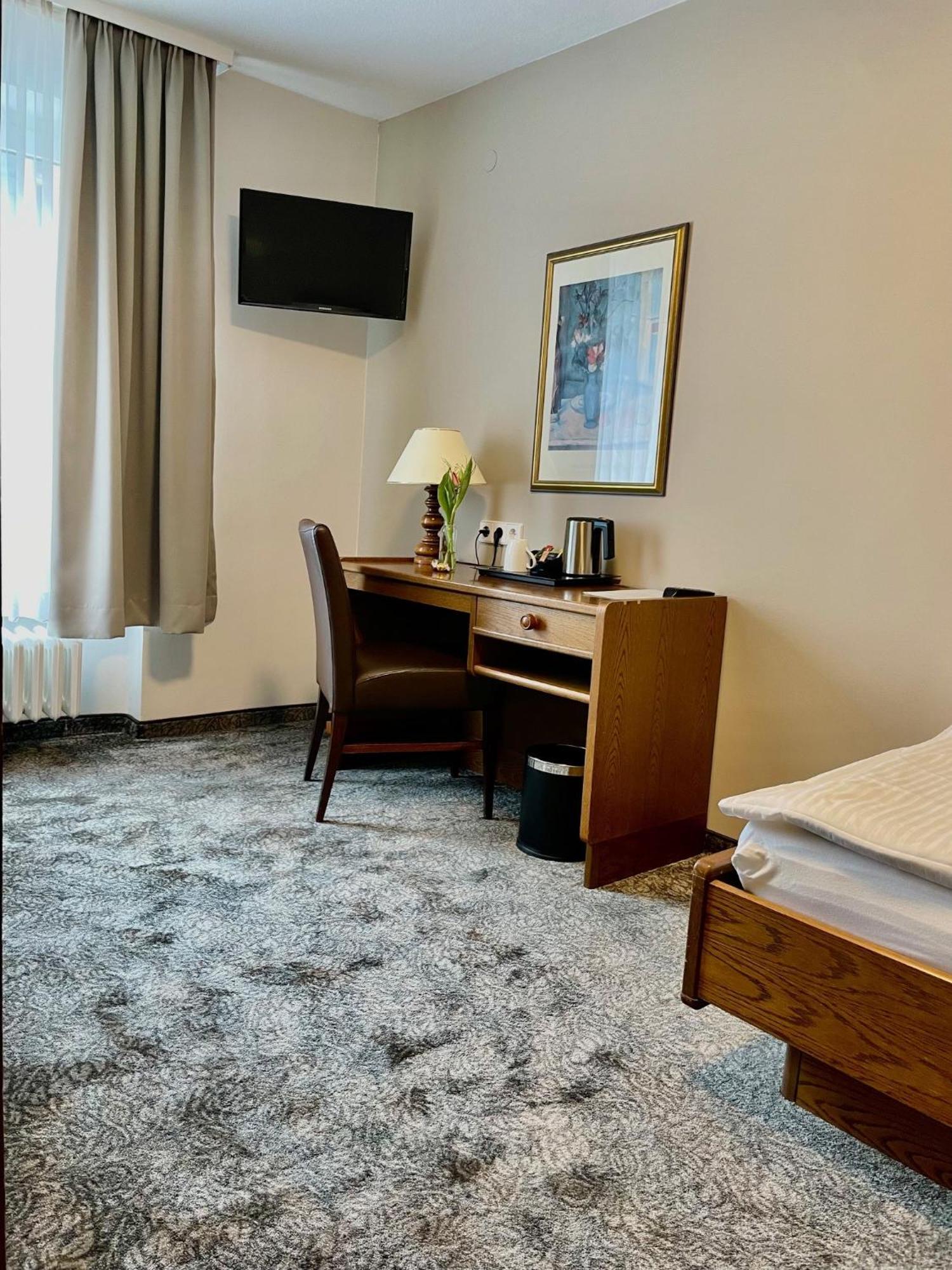 Hotel Regina Людвигсхафен-на-Рейне Экстерьер фото